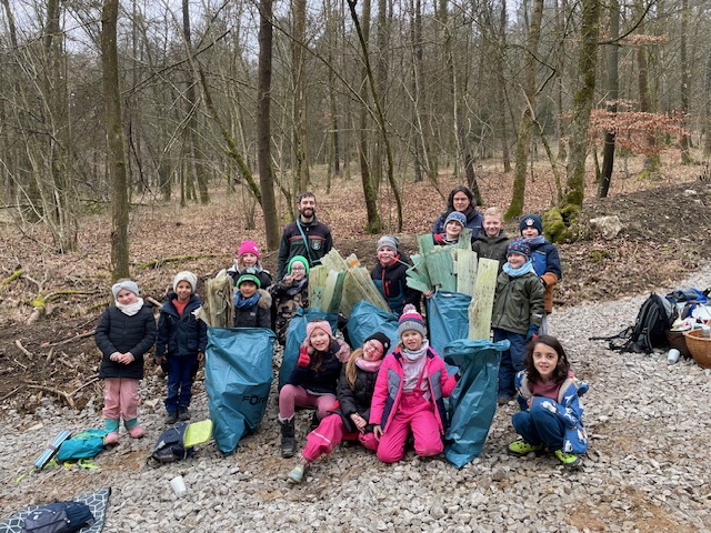 Grundschule Weilersbach, Pflanzaktionstag, Wald